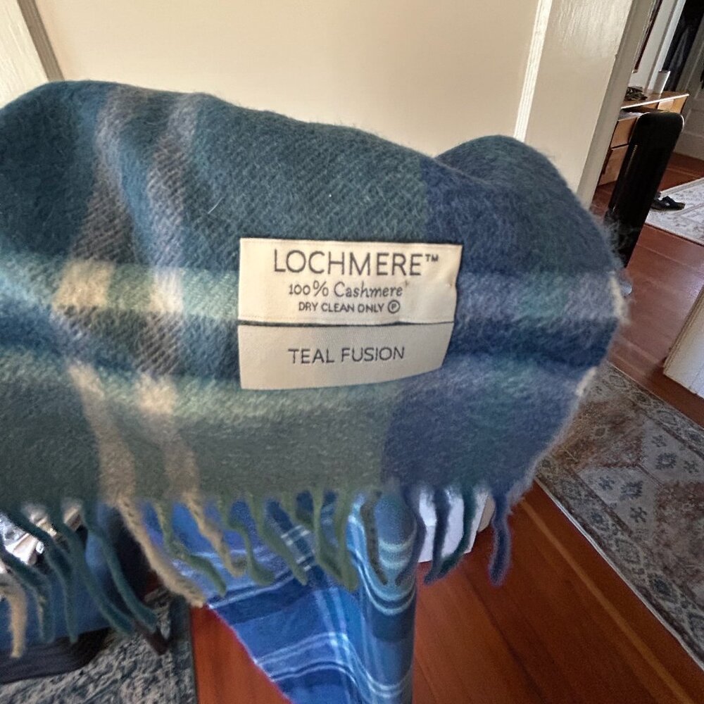 Lochmere cashmere scarf